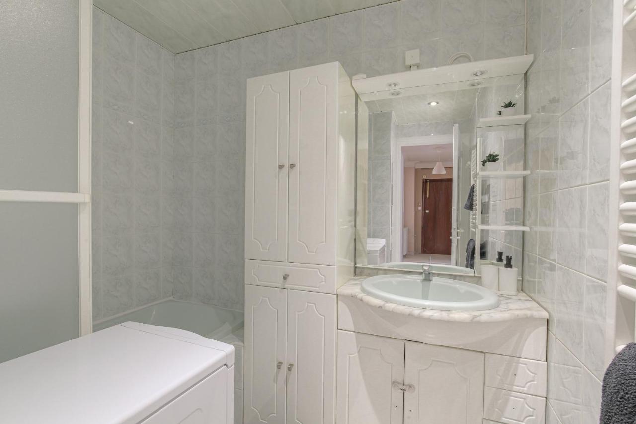 Le Parilly - Ma Cabotte Apartment เวนิส์ซูซ์ ภายนอก รูปภาพ